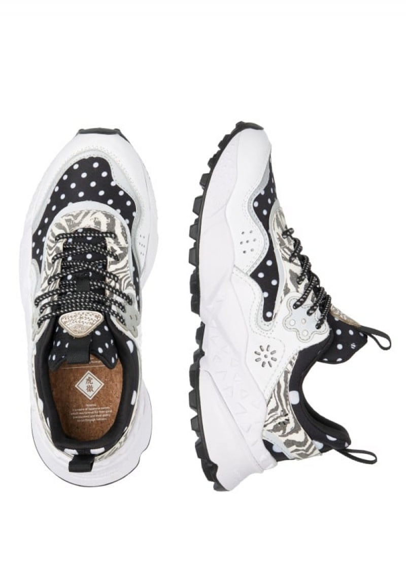 Black White Flower Mountain Kotetsu Women's Sneakers | UGL855BJ