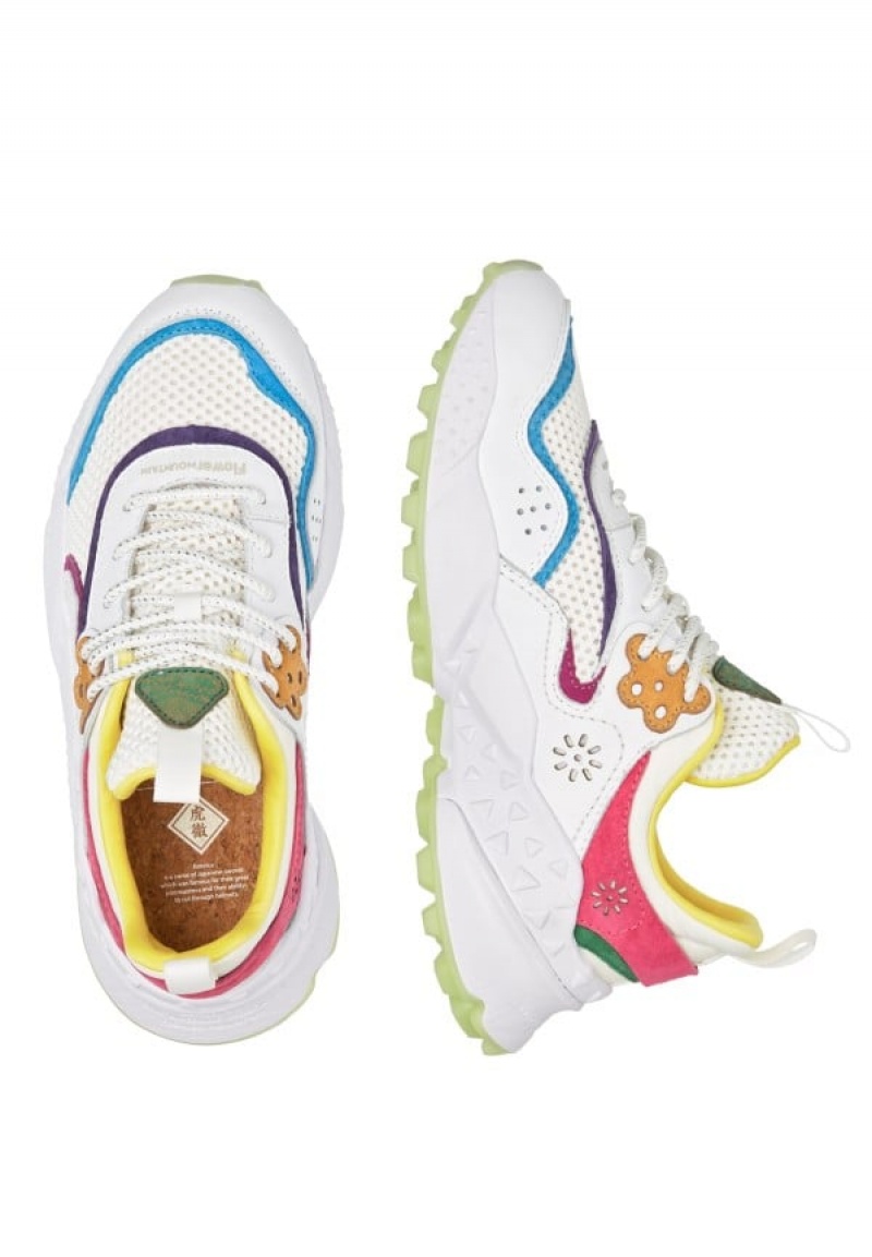 White Fuchsia Flower Mountain Kotetsu Women's Sneakers | UPC1584IE